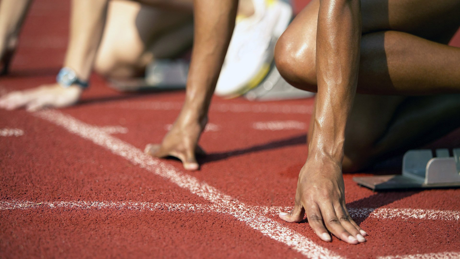 如何通过节奏调整破解高强度防守体系，如何防守节奏好速度快的人